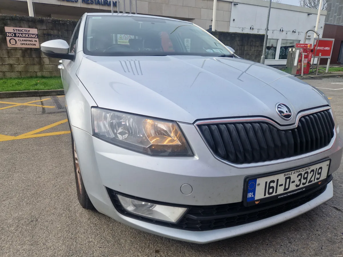 Skoda Octavia Auto , 2 /Yr Warranty Finance Superb - Image 2