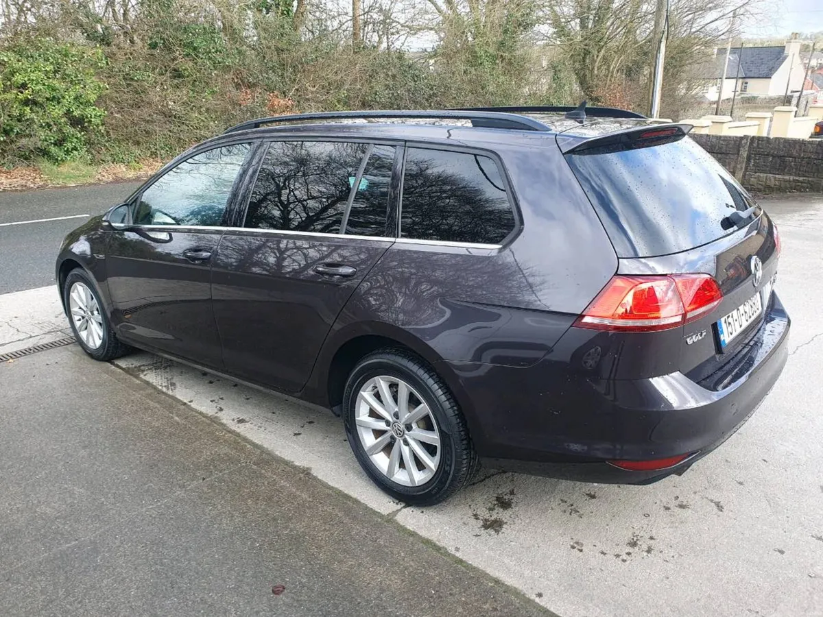 VW Golf Estate "lounge" TSI Dsg - Image 2