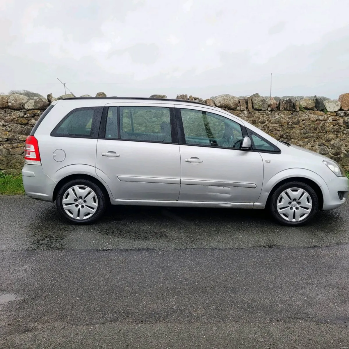Vauxhall zafira 7 seater - Image 4