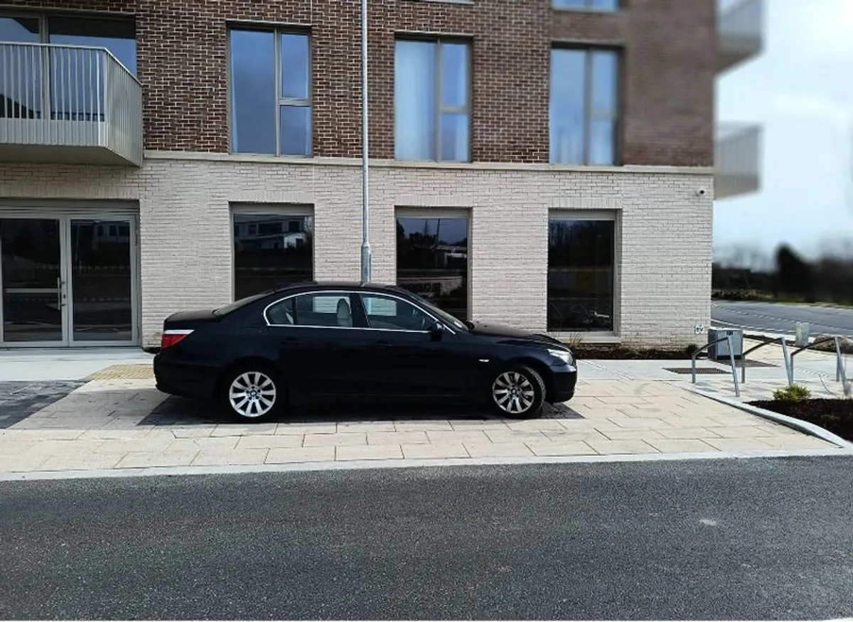 Bmw 523i 2007 Lci - Image 1