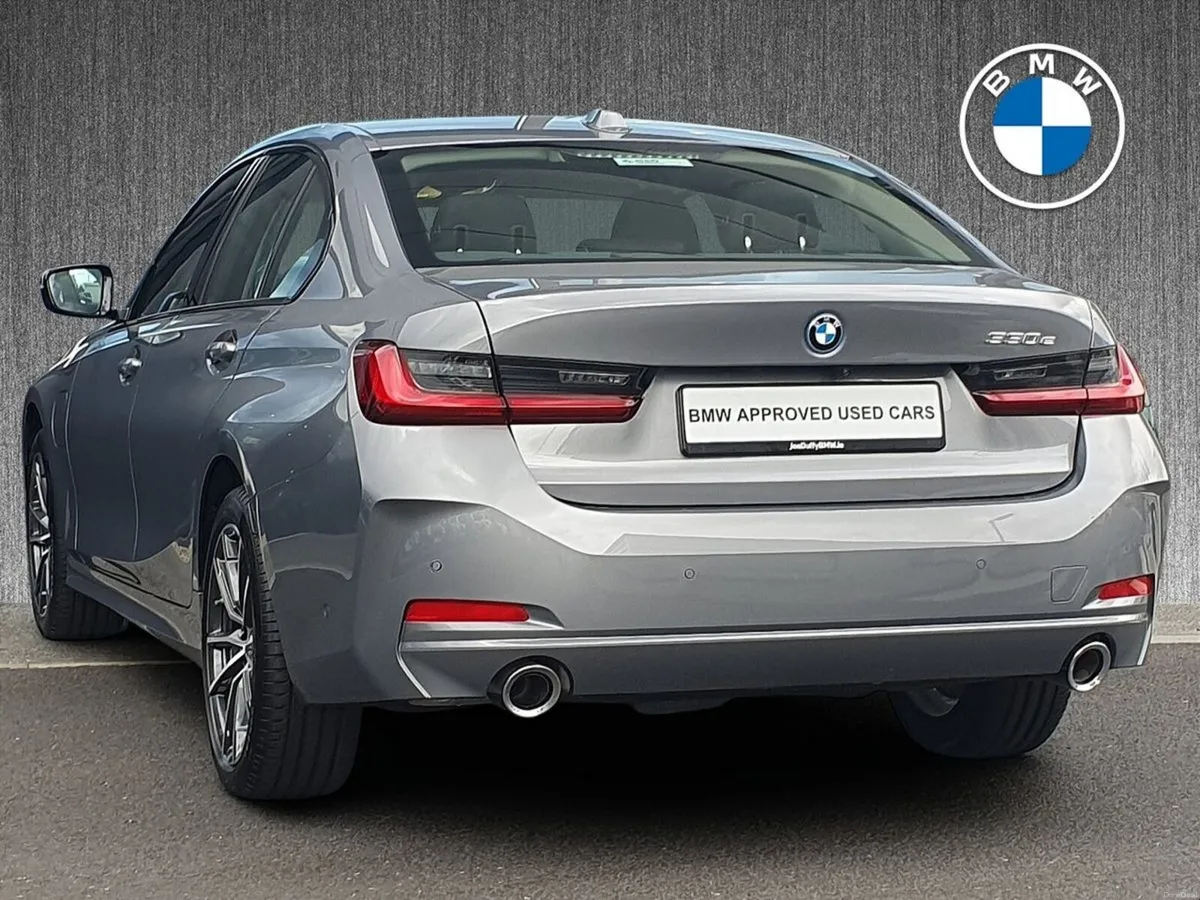 BMW 3-Series 330e Sport Saloon - Image 3