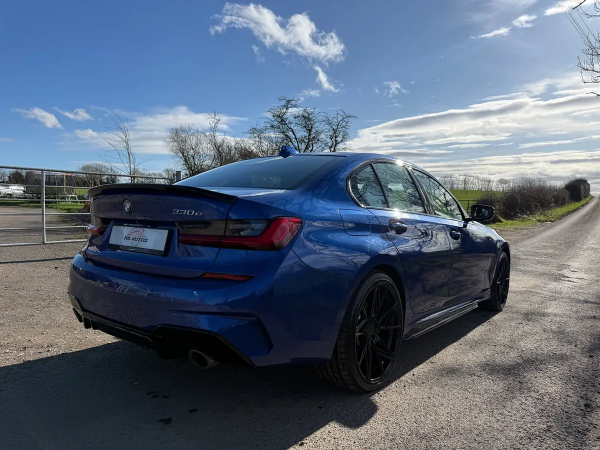 2019/192 Bmw 330e 2.0T M Sport Petrol/Hybrid - Image 3