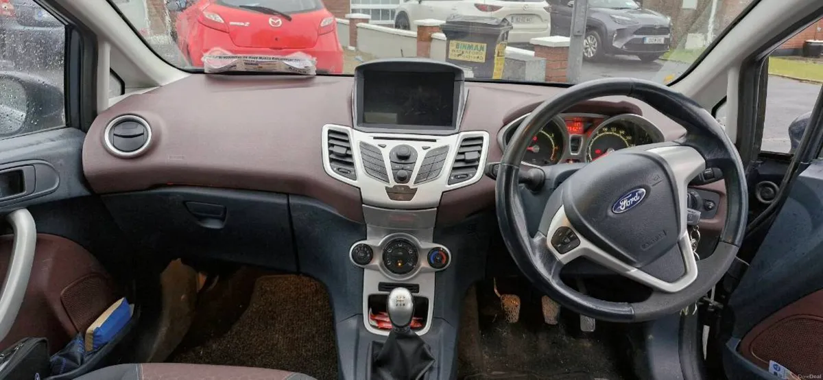Ford Fiesta...nct 02/27 - Image 2
