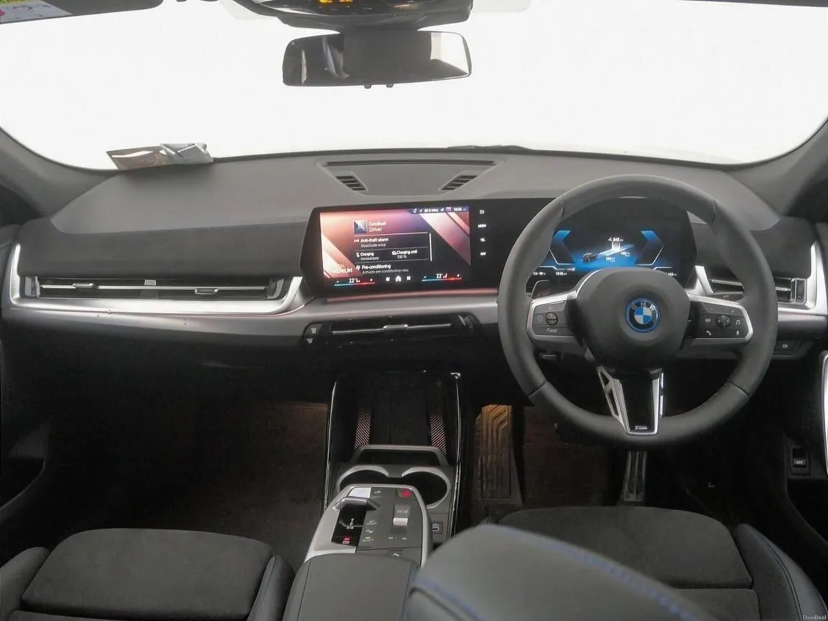 BMW iX2 eDrive20 M Sport - Image 4