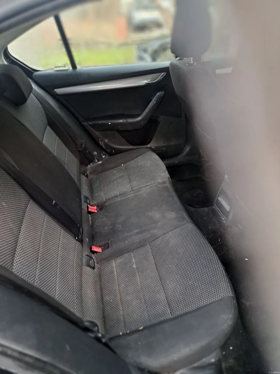 Skoda Octavia 2014 - Image 2