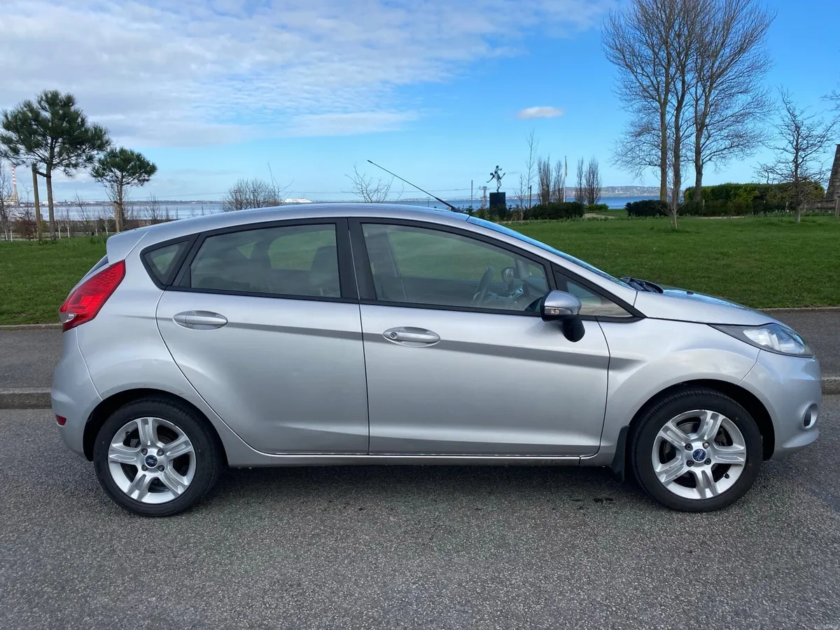 Ford Fiesta 2010 *FRESH NCT & SERVICE* - Image 3