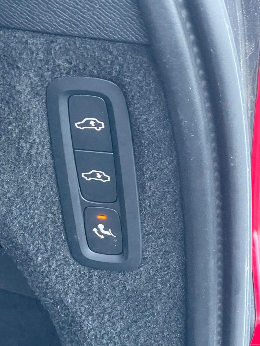 Volvo XC90 2019 - Image 3