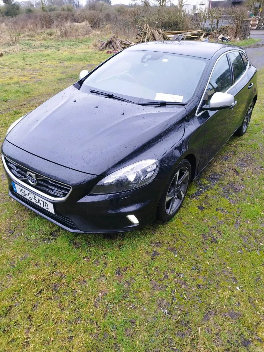 2015 Volvo V40 D2 R Design 1.6 Diesel 115bhp - Image 3