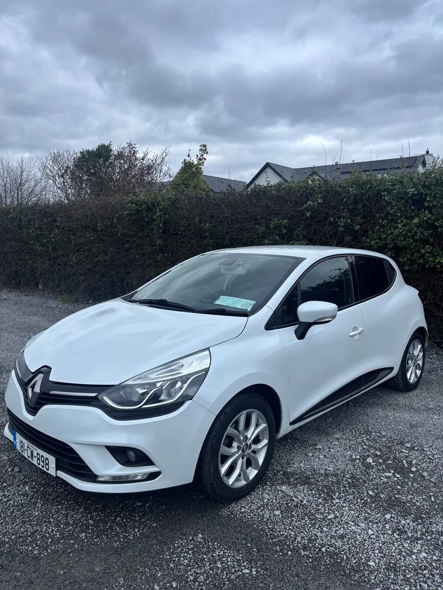 Renault Clio 2018 1.2 Pearl White - Image 2