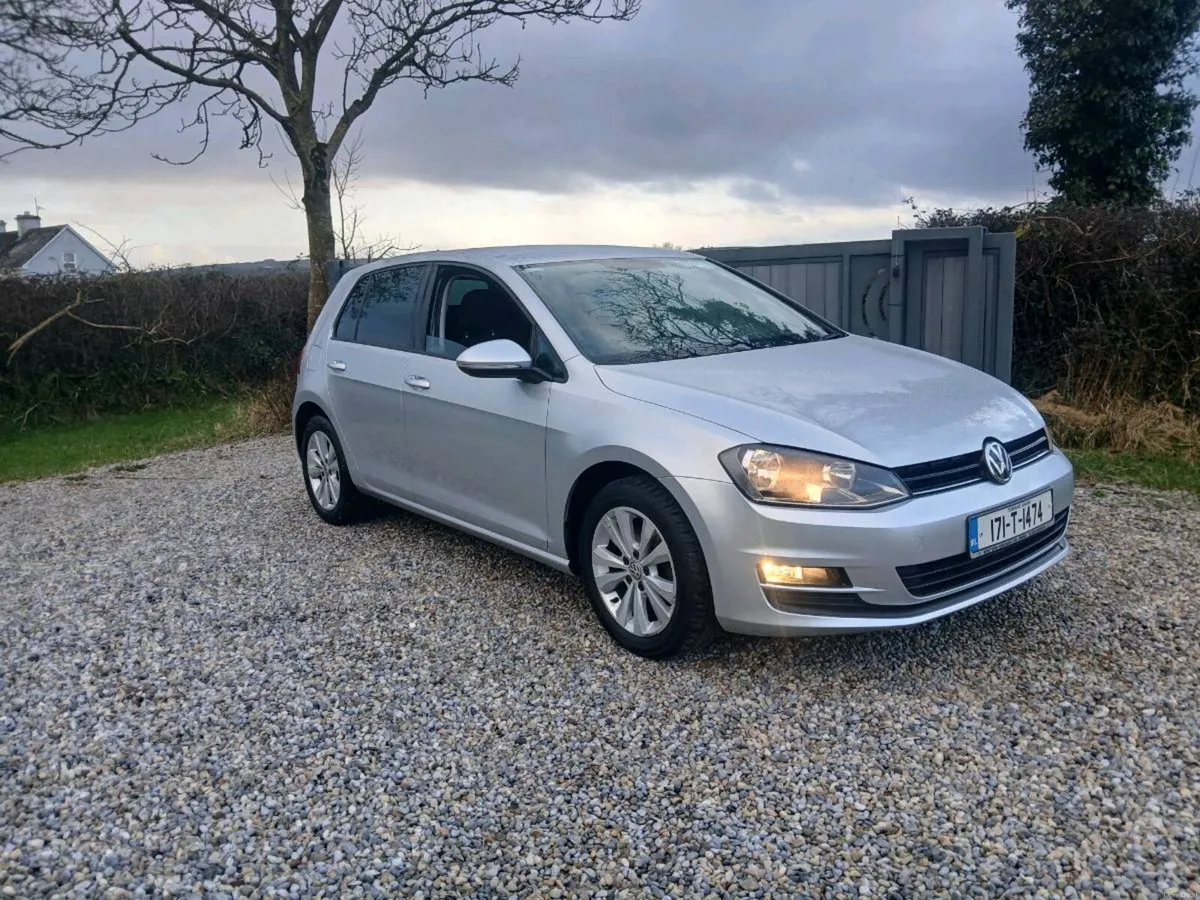 VOLKSWAGEN GOLF 1.6TDI LOW MILEAGE LIKE NEW - Image 1