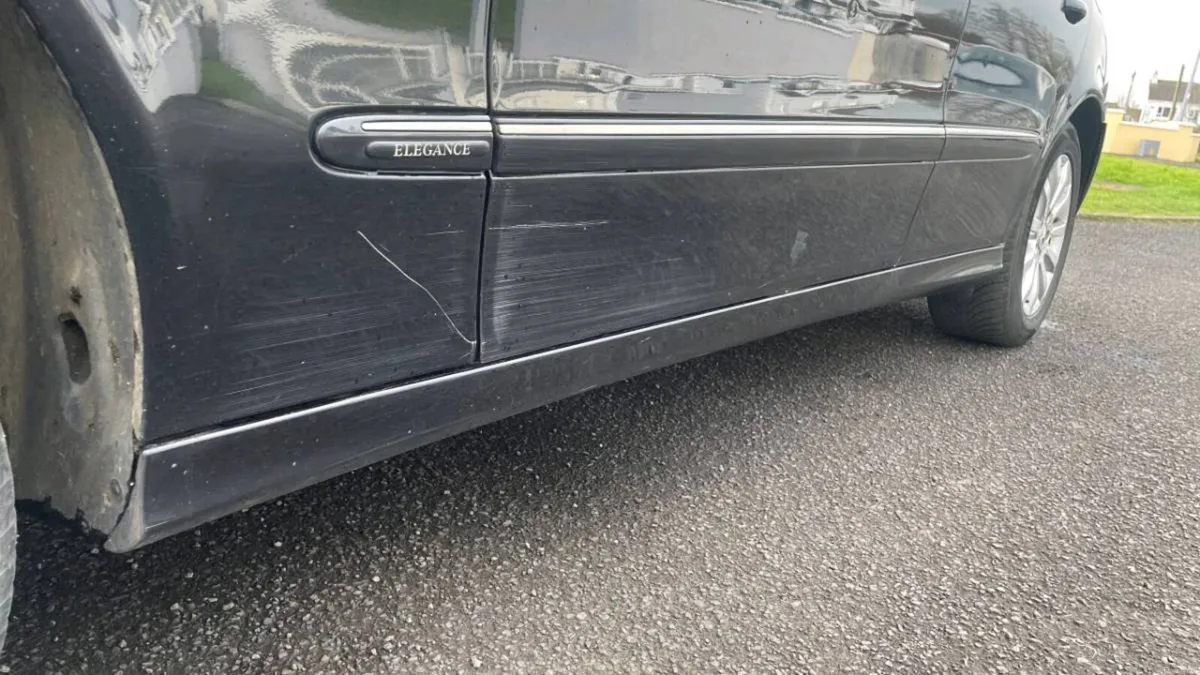 Mercedes-Benz W211 2007 1.8L petrol, automatic - Image 3