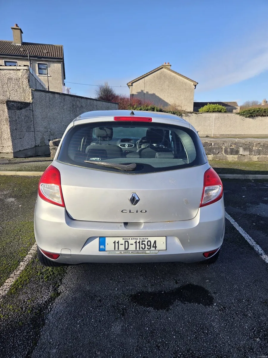 Renault Clio - Image 2