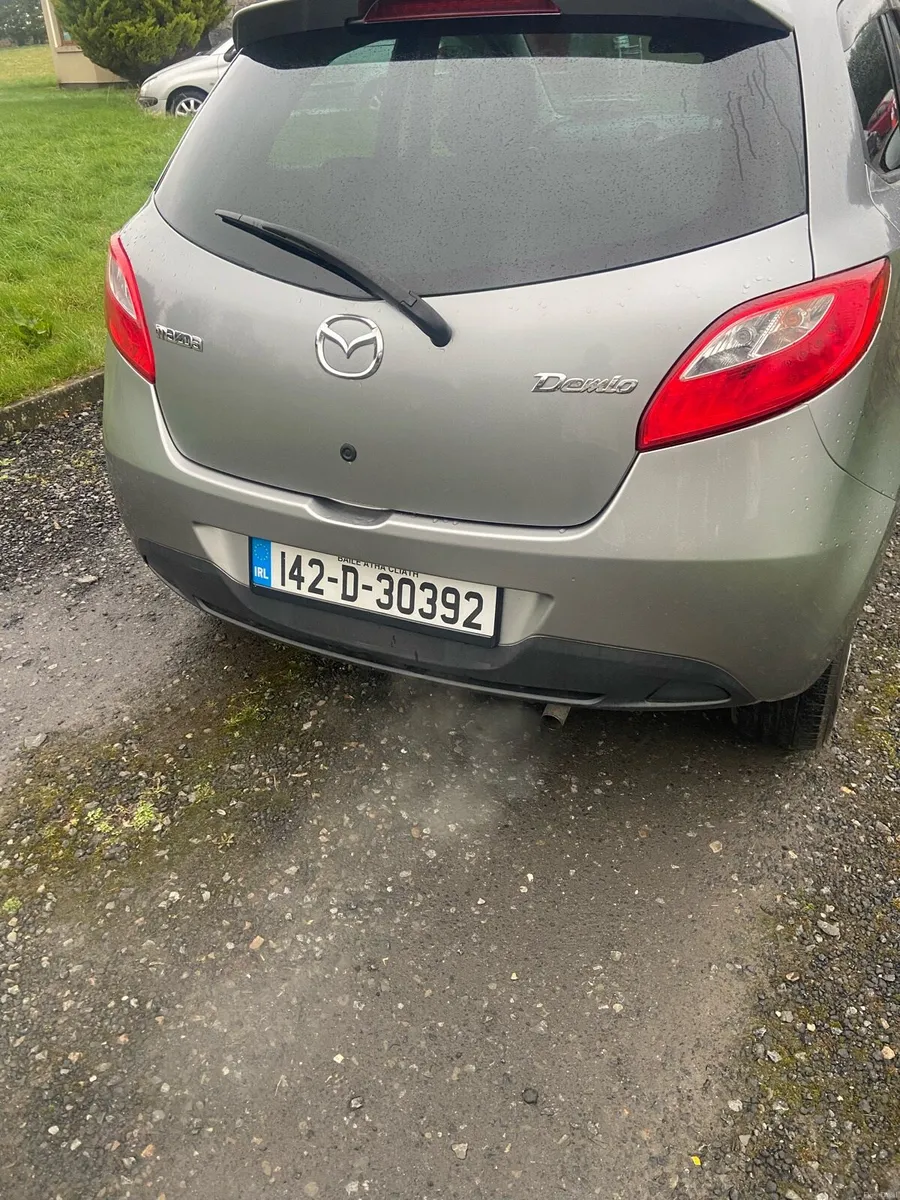 142 Mazda demo Automatic low milage - Image 4