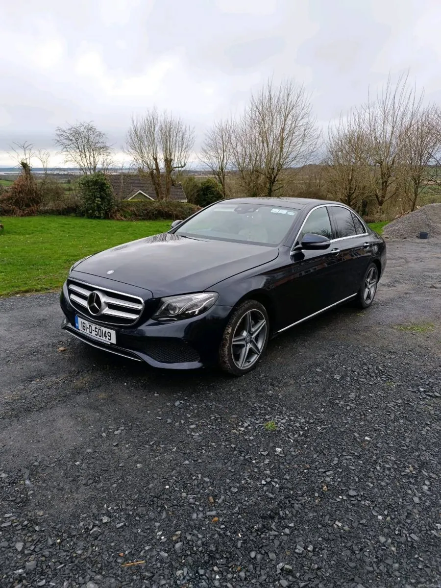 2016 Mercedes Benz E220d w213 (new facelift) - Image 3