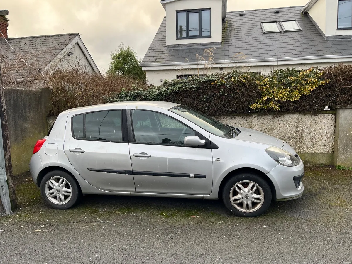 Renault Clio 2007 - Image 1