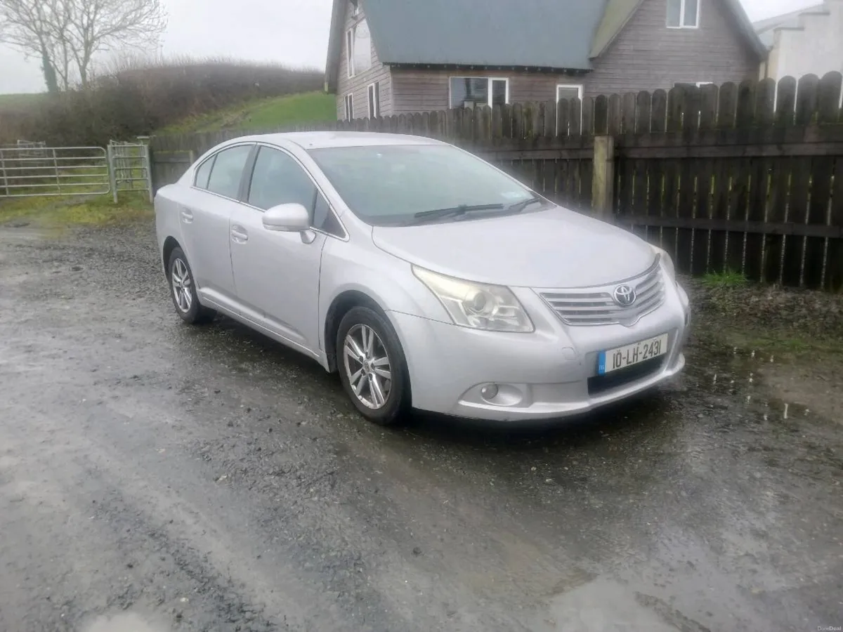2010 toyota avensis nct 07/26...needs wing bumper - Image 1