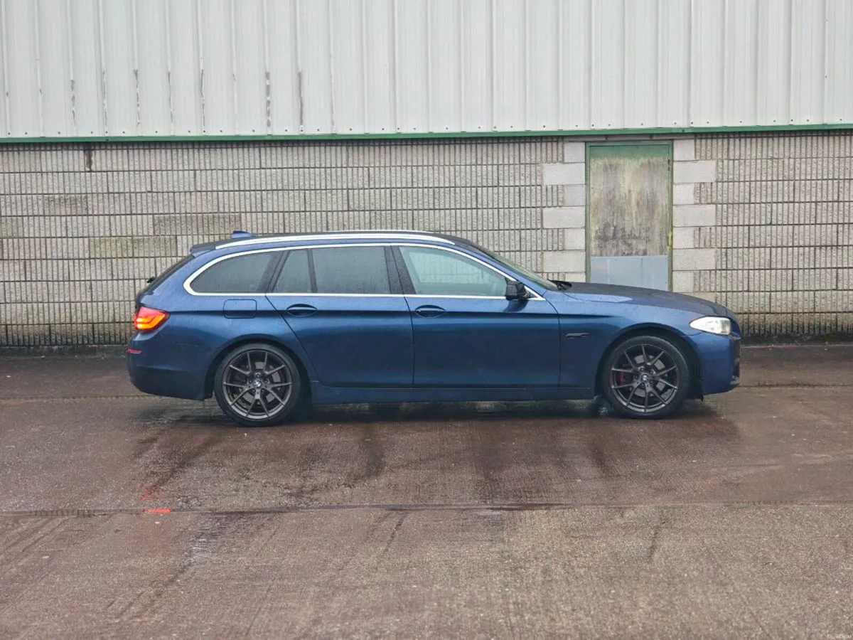 2011 BMW 520d Touring F11 Auto - Image 4