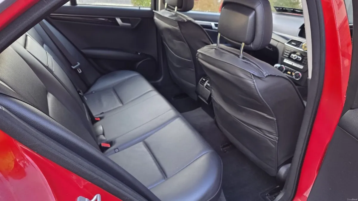 Mercedes-Benz C-Class 2013 - Image 2