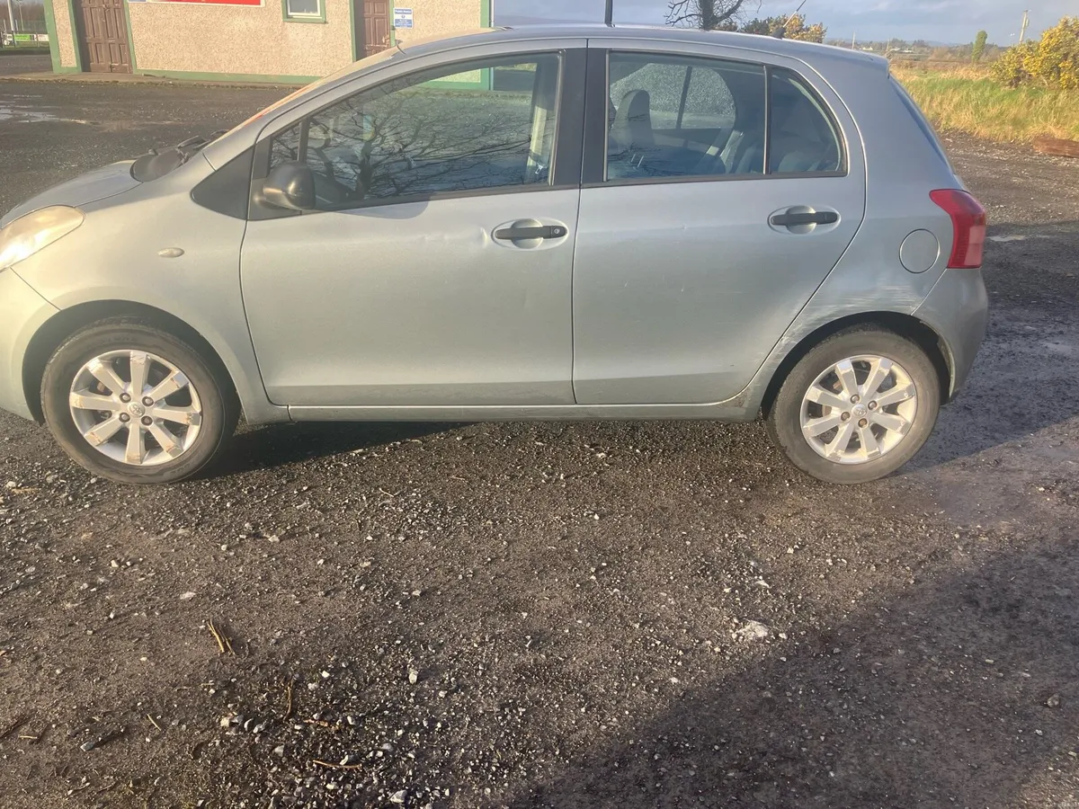 Toyota Yaris - Image 4