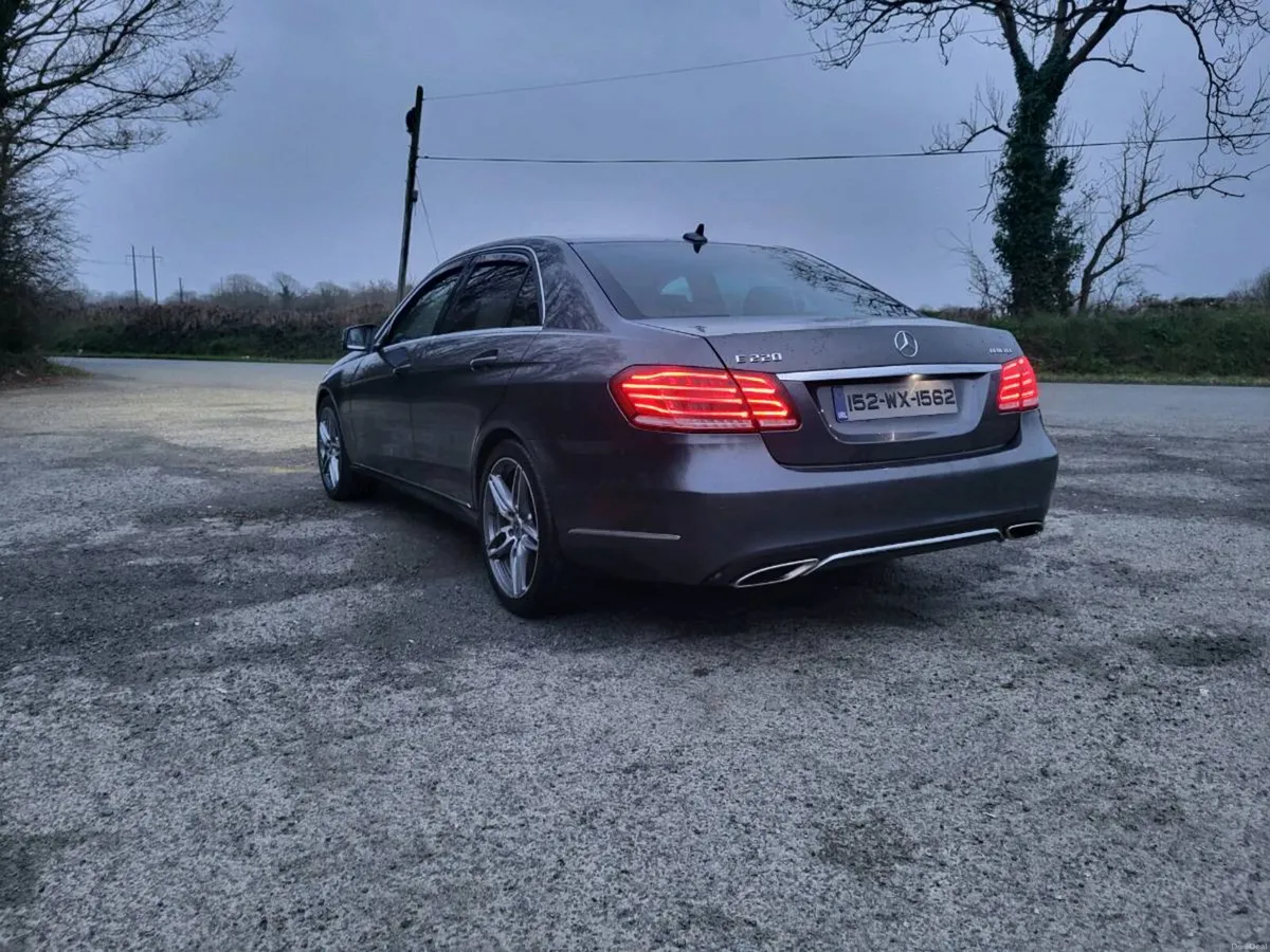 2015 Mercedes Benz E220 - Image 2