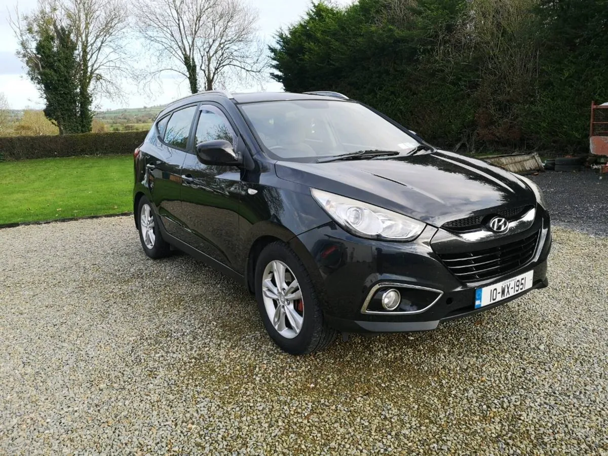 Hyundai ix35 - Image 1