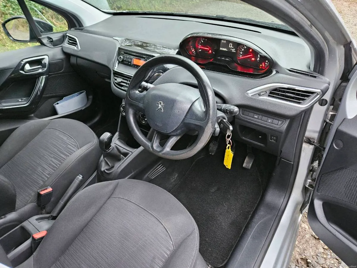 Peugeot 208 1.2 New NCT - Image 4