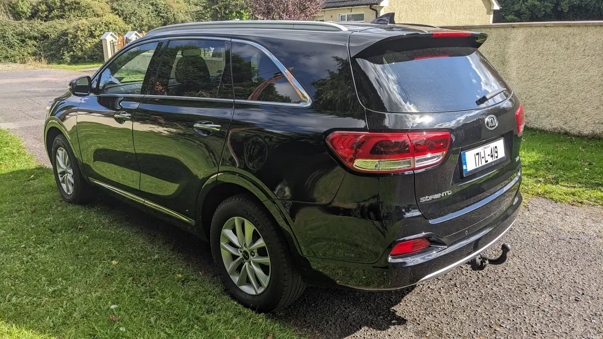 2017 Kia Sorento  2.2 CRDI  7 seater - Image 3
