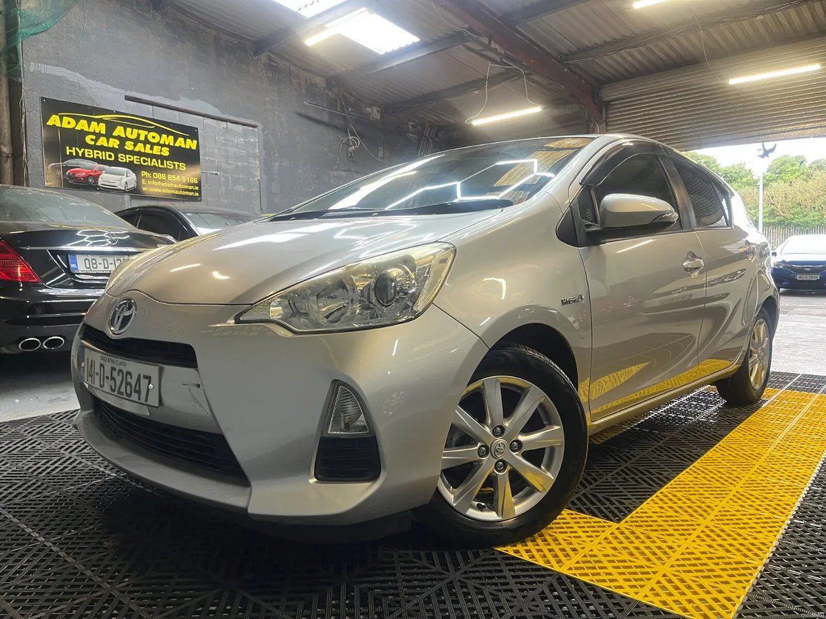 Toyota Aqua 2014 leather package - Image 2