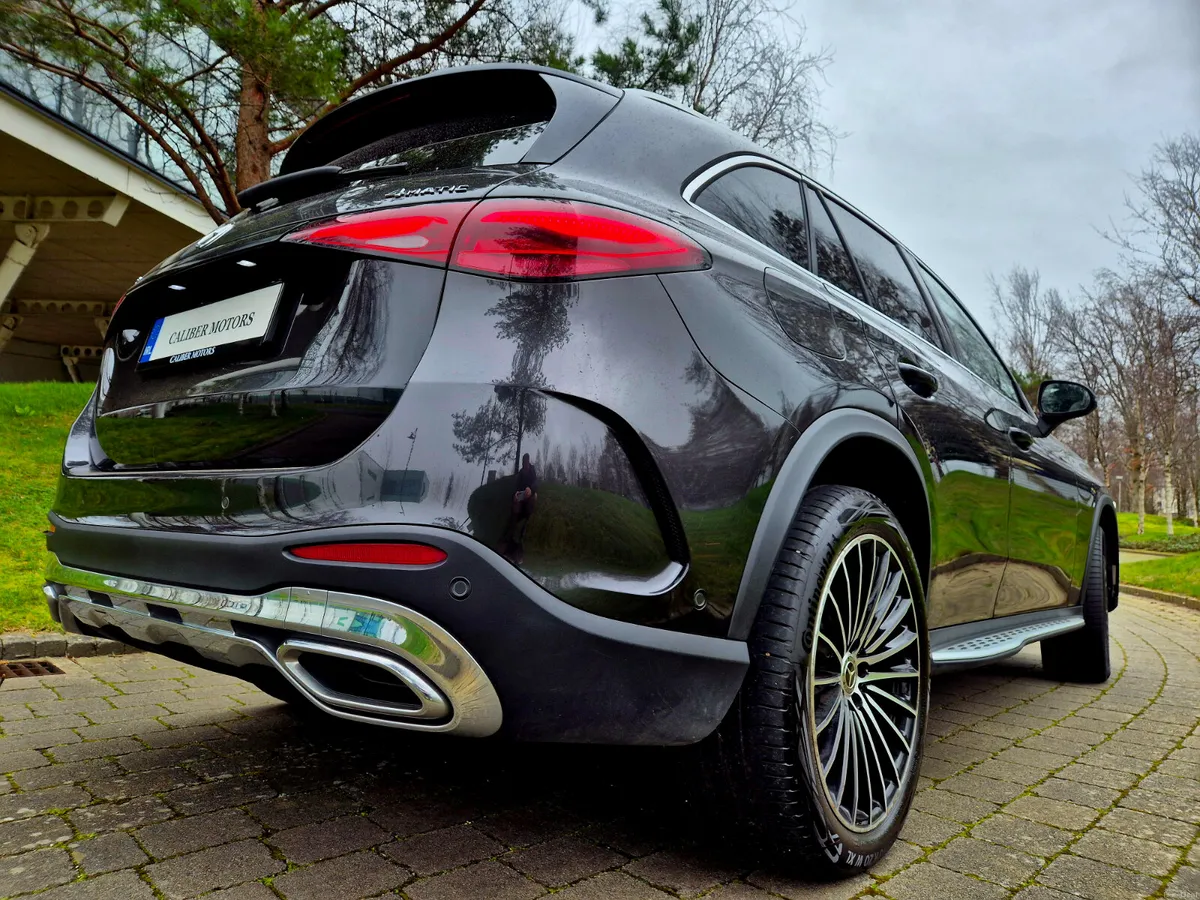 MERCEDES GLC AMG PREMIUM PLUS 4MATIC - Image 4