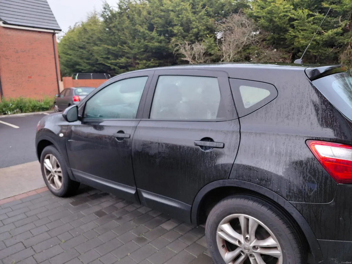€1650 Nissan Qashqai 2013 petrol ⛽️  €1650 - Image 2