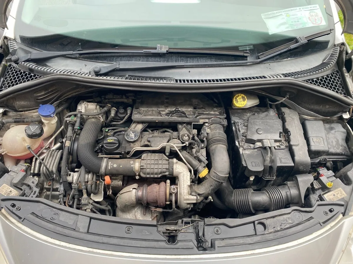 Peugeot 207 2011 - Image 3