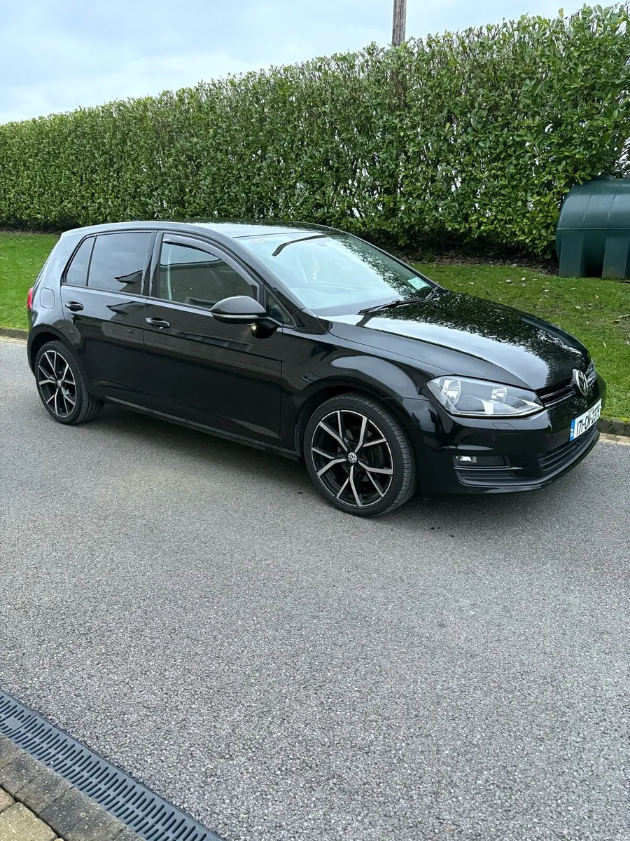 Volkswagen Golf 2017 - Image 1
