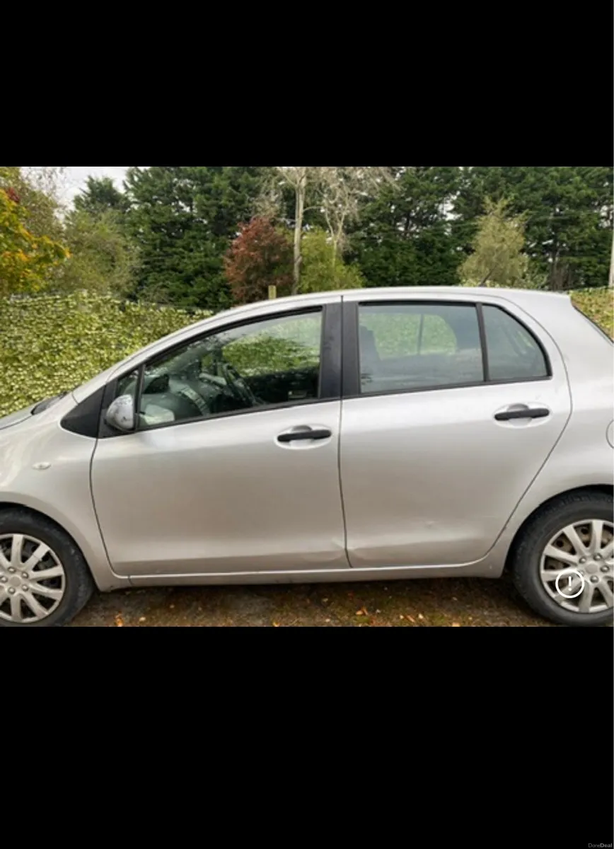 Toyota Yaris - Image 2