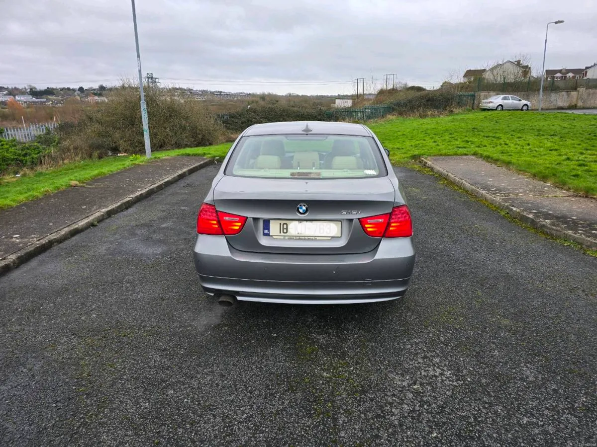 2010 BMW 318 Petrol Automatic - Image 2