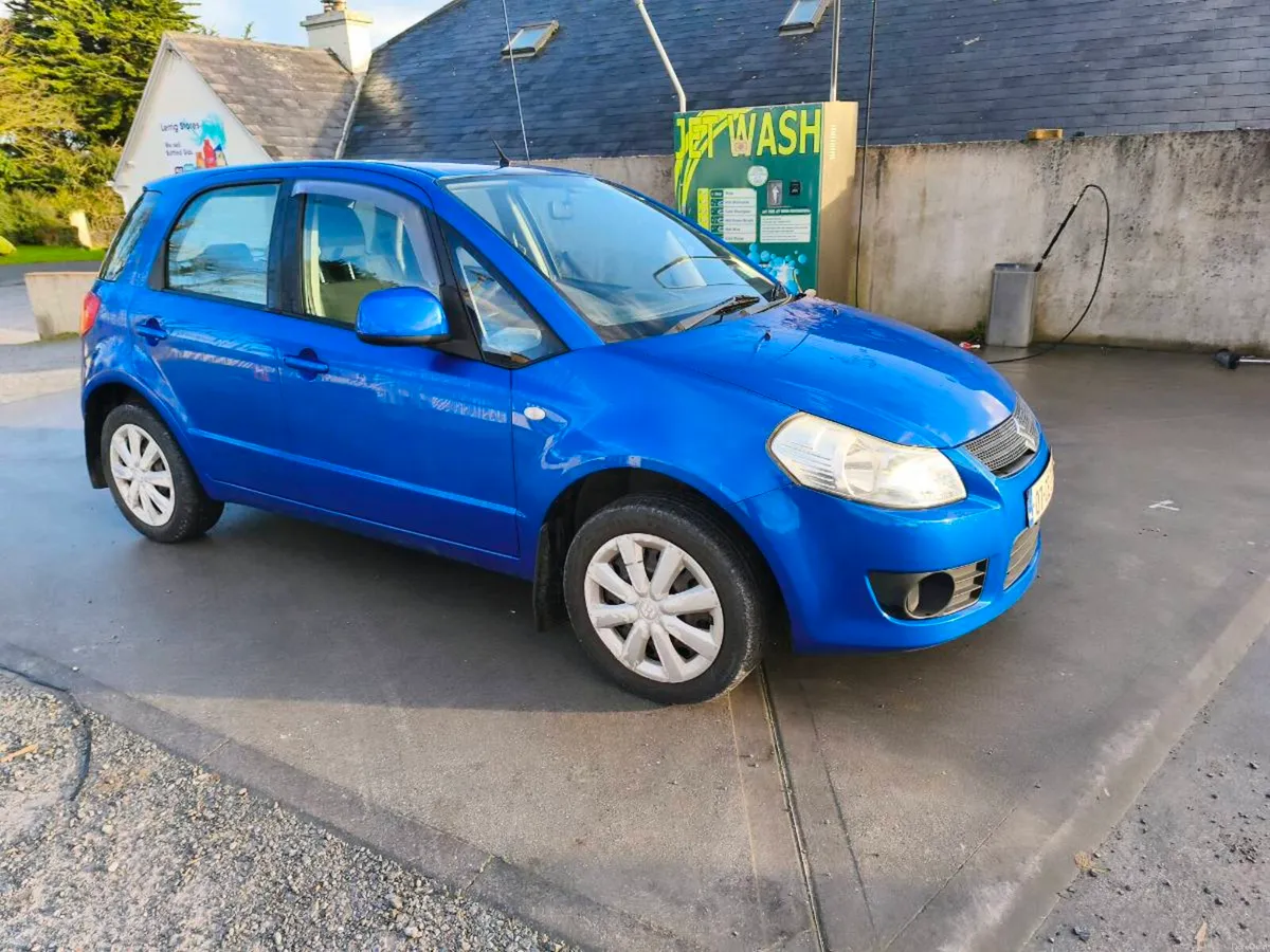 Suzuki SX4 - Image 1