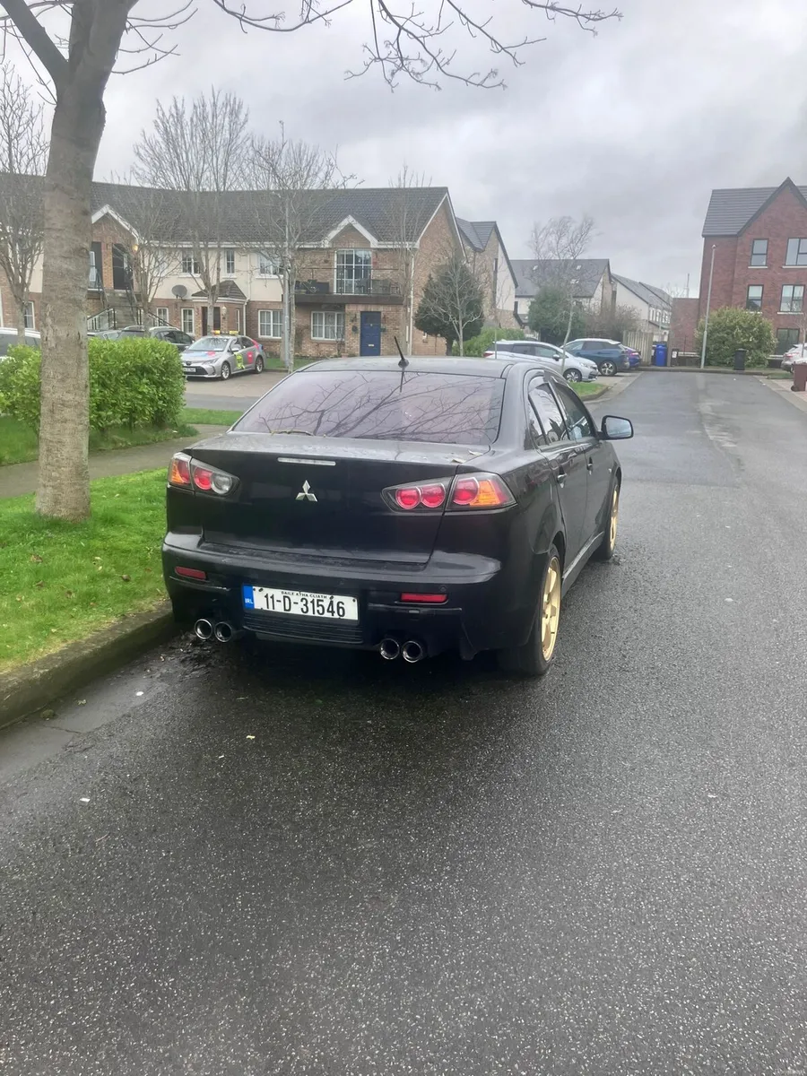 Mitsubishi lancer - Image 3