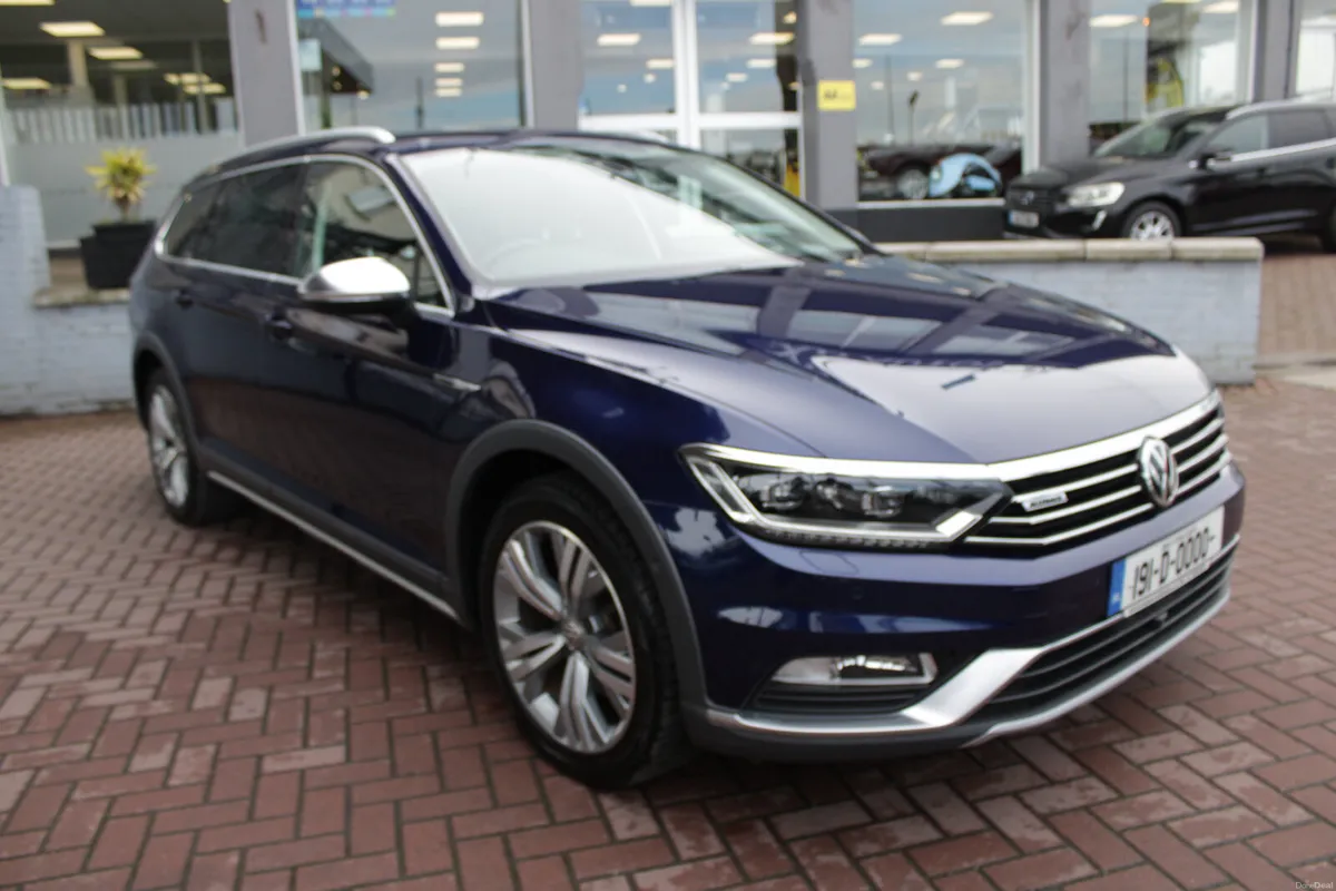 2019 VW PASSAT ALLTRACK - Image 2