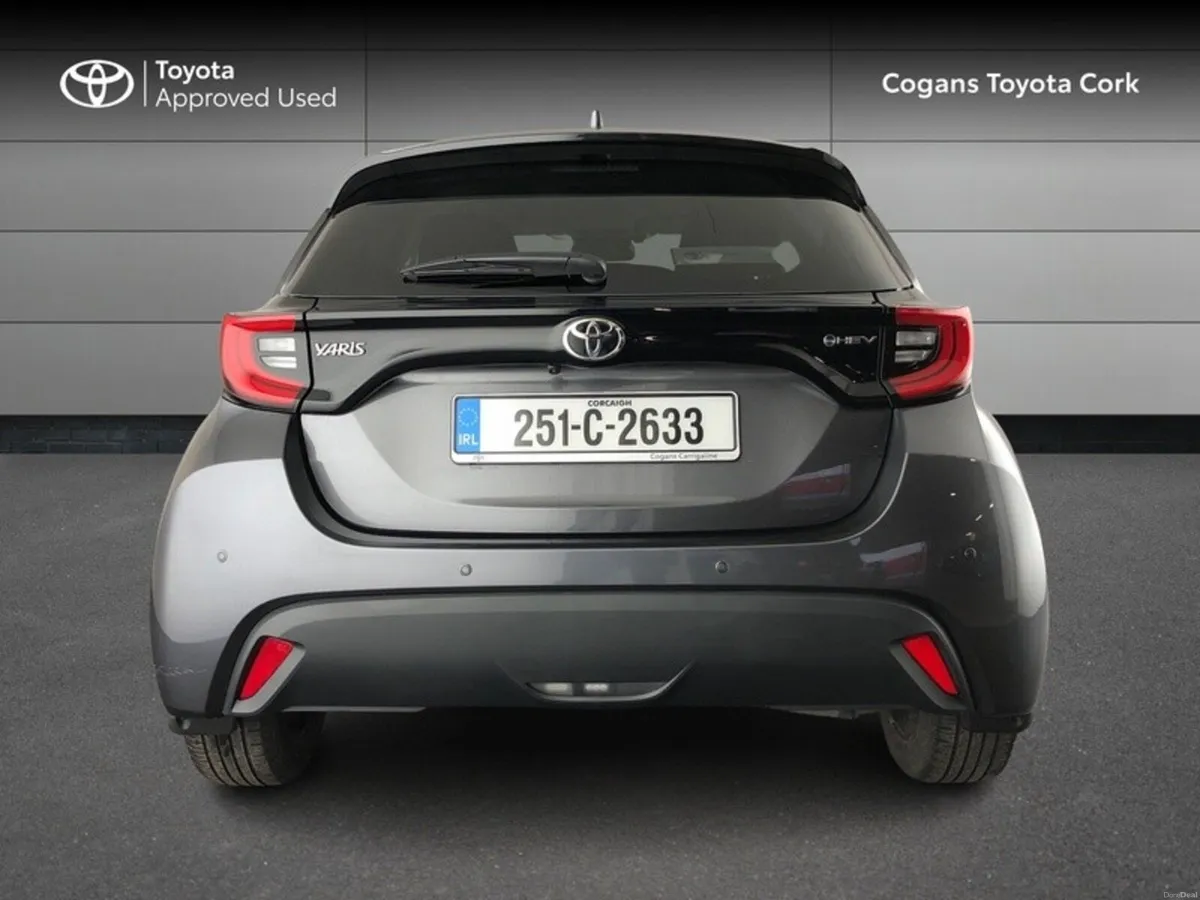 Toyota Yaris Yaris Hybrid 115 L-SPORT - Image 4