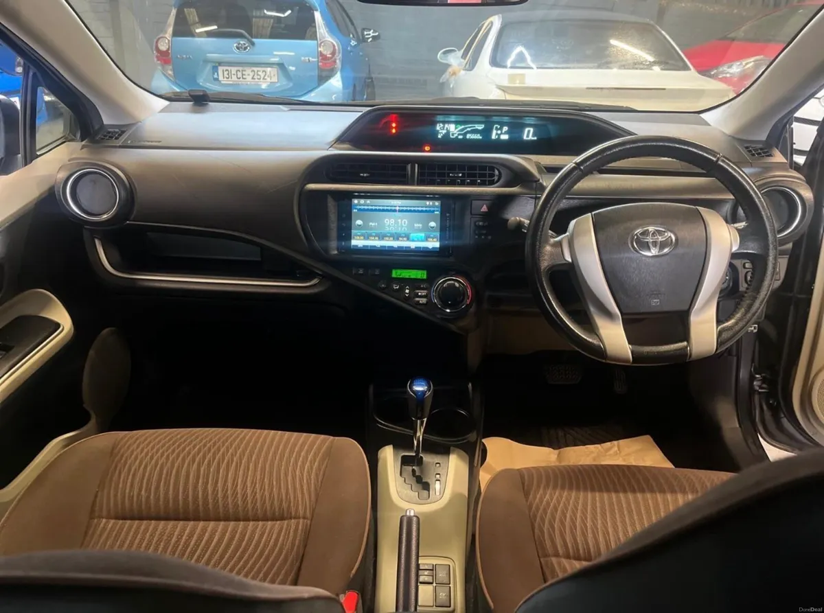 Toyota Aqua 2013 - Image 2