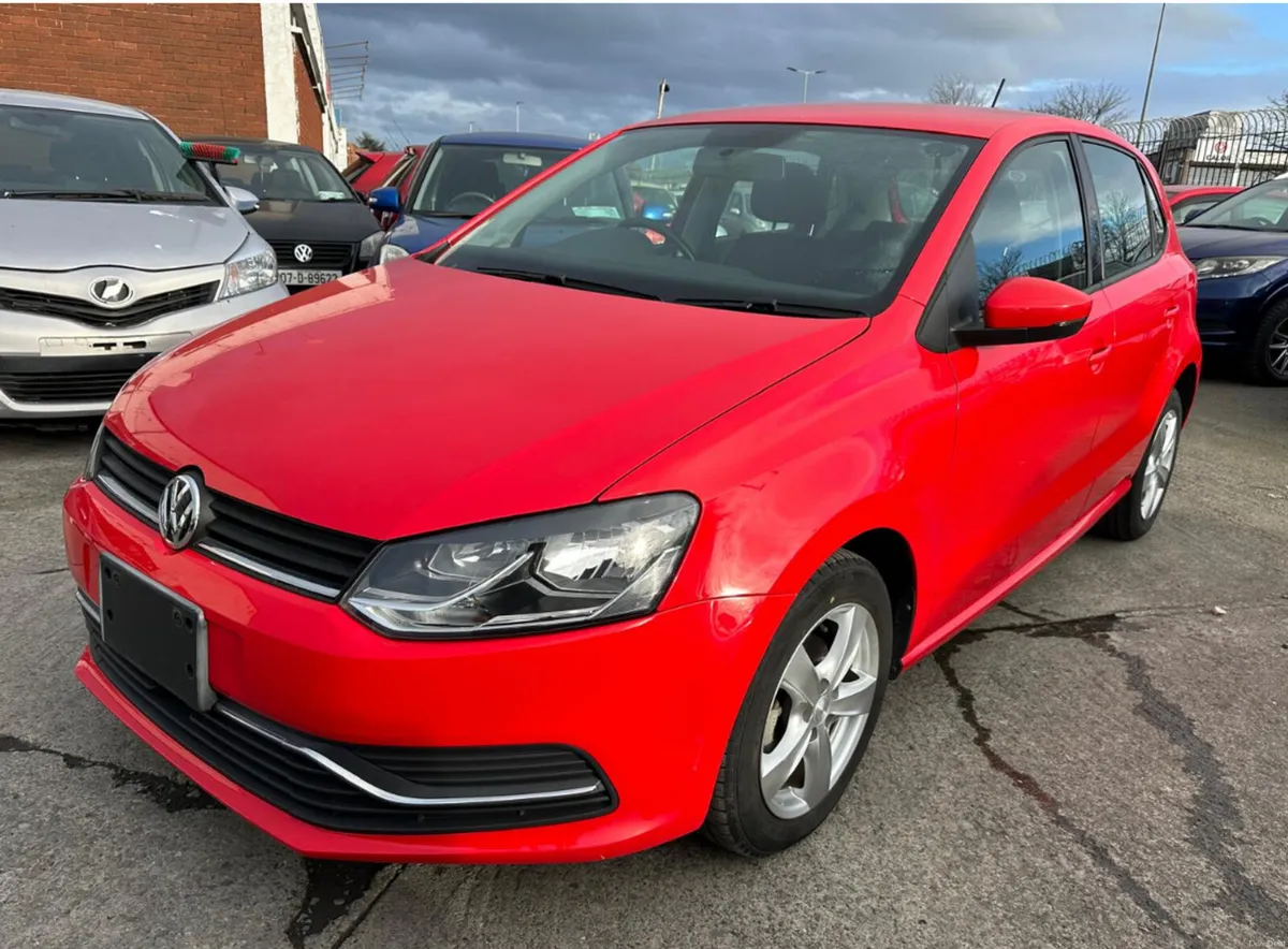 2015  VOLKSWAGEN POLO Auto/only 69k km/ warranty - Image 2