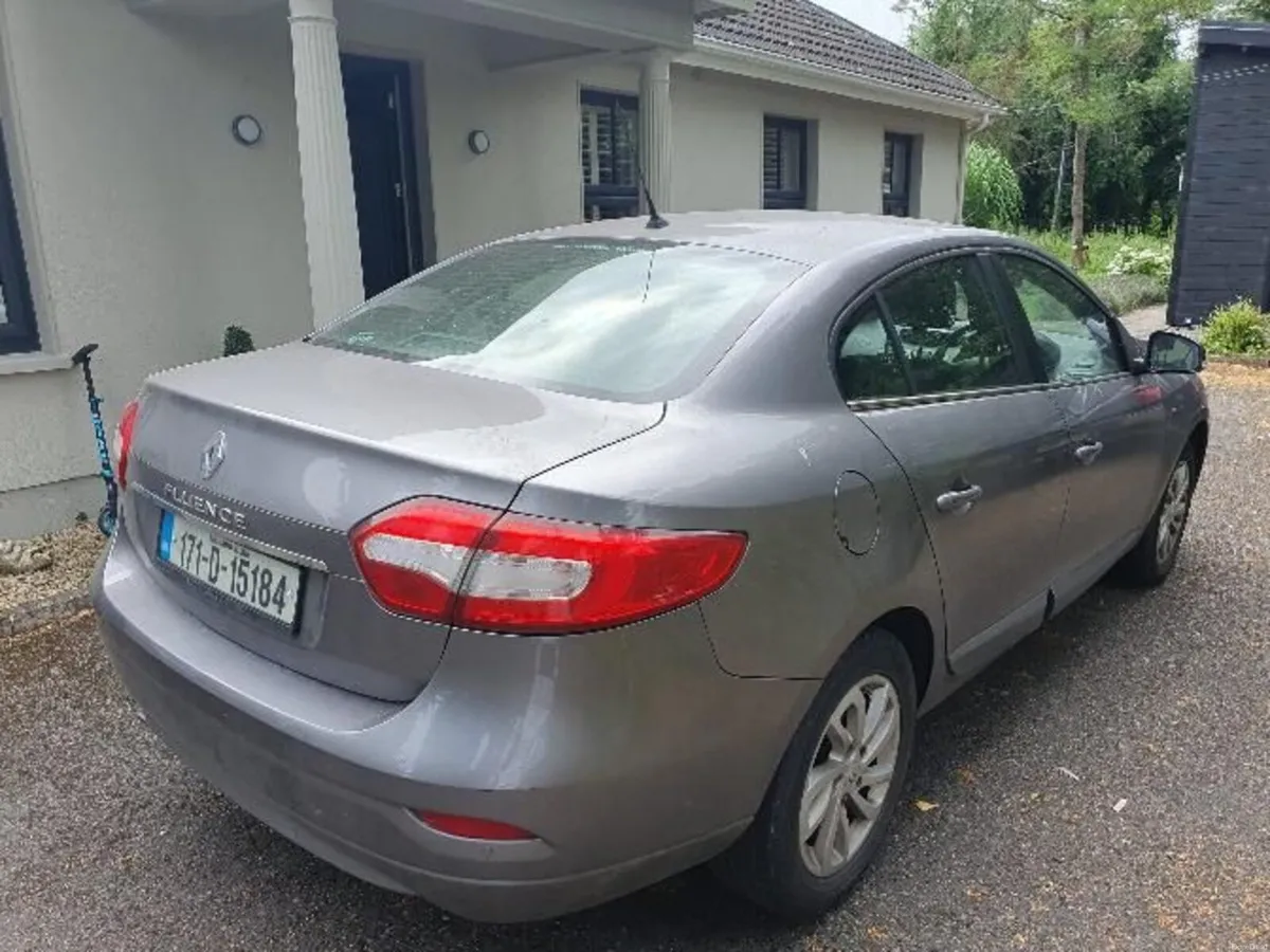 Renault Fluence 2017 - Image 2