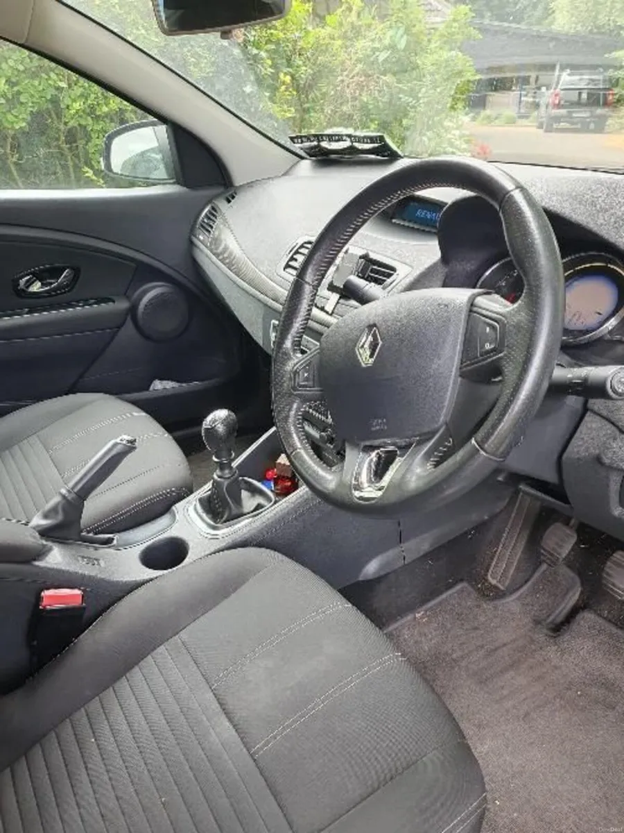 Renault Fluence 2017 - Image 3