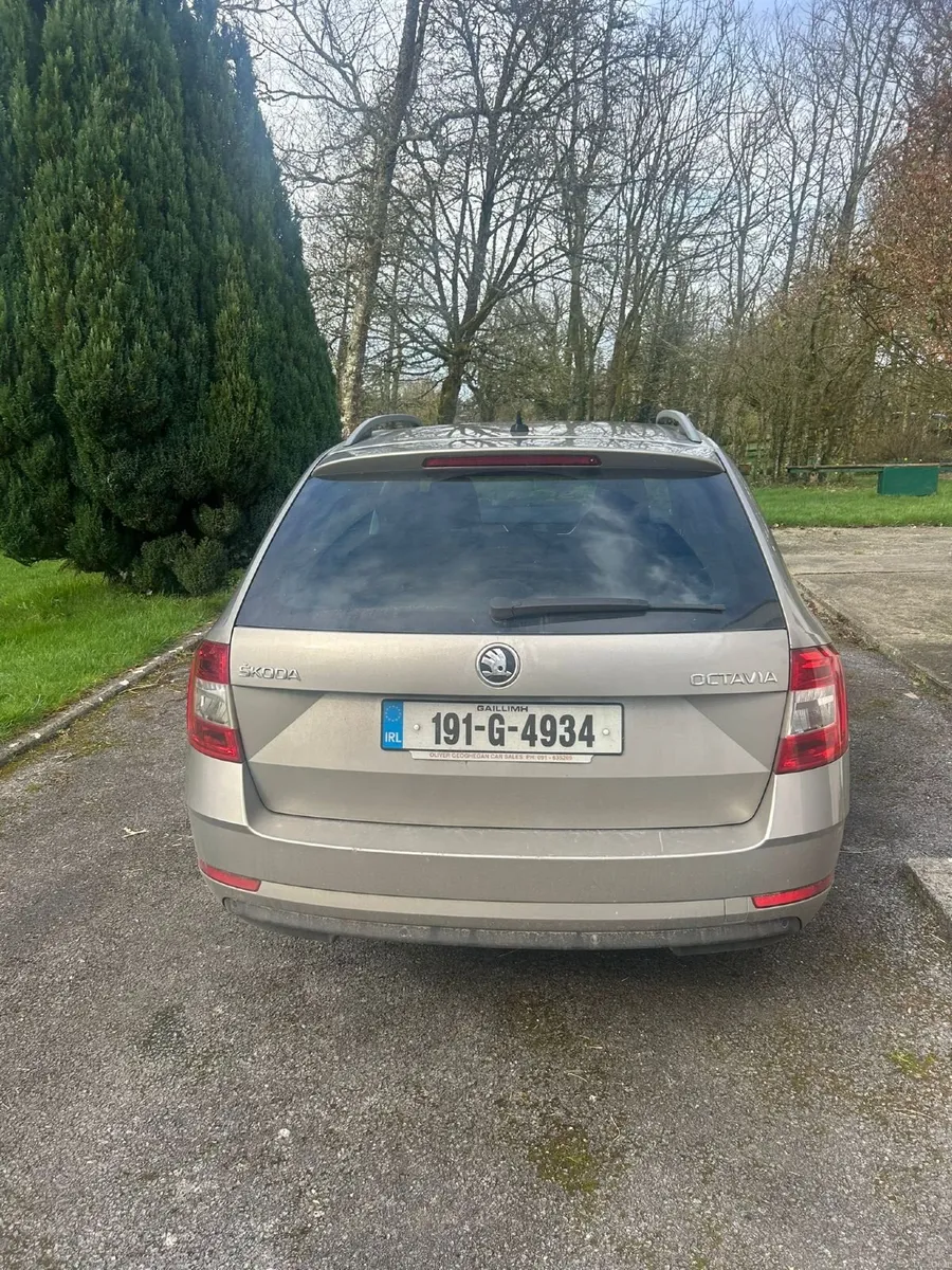 Skoda Octavia 2019 - Image 2