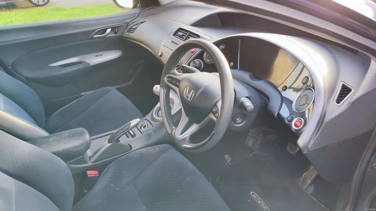 Honda Civic 2009 - Image 3