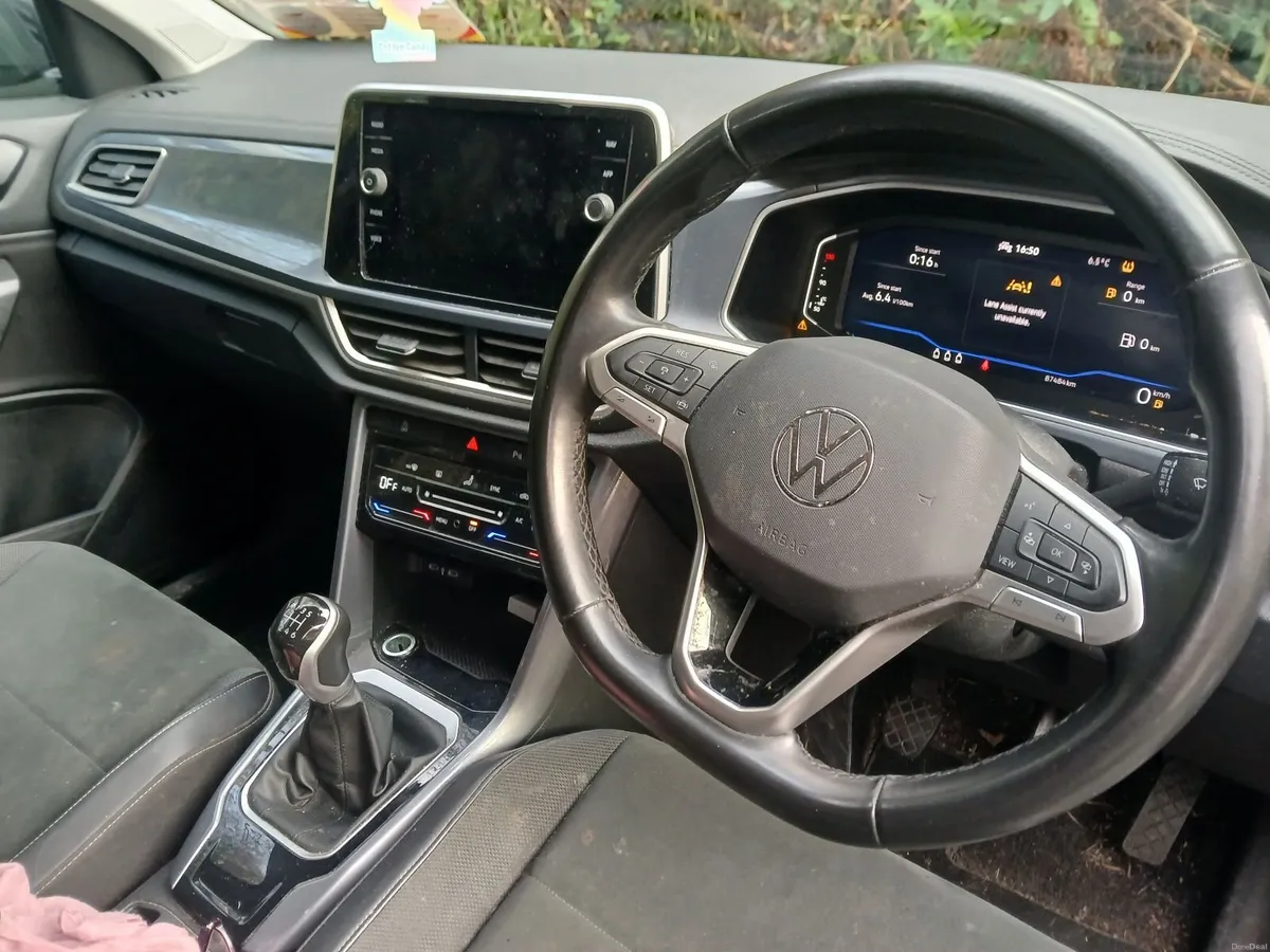 Volkswagen T-Roc 2024 - Image 4