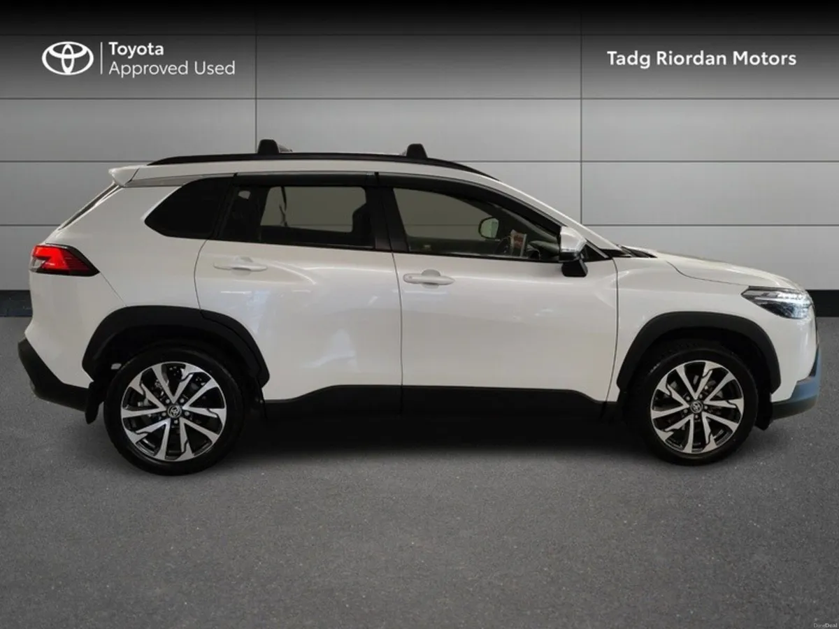 Toyota Corolla Cross 1.8 SPORT - Image 3