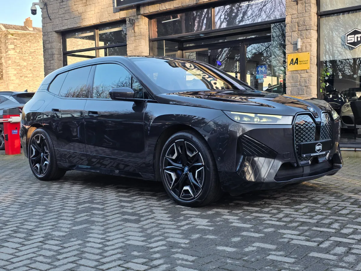 2023 BMW IX XDRIVE40 M-SPORT. - Image 3