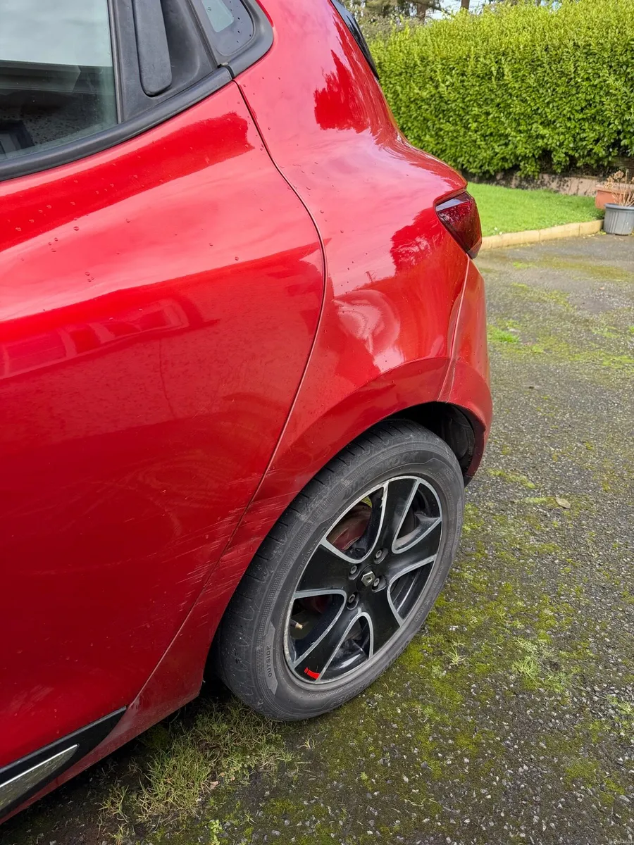 Renault Clio - Image 4
