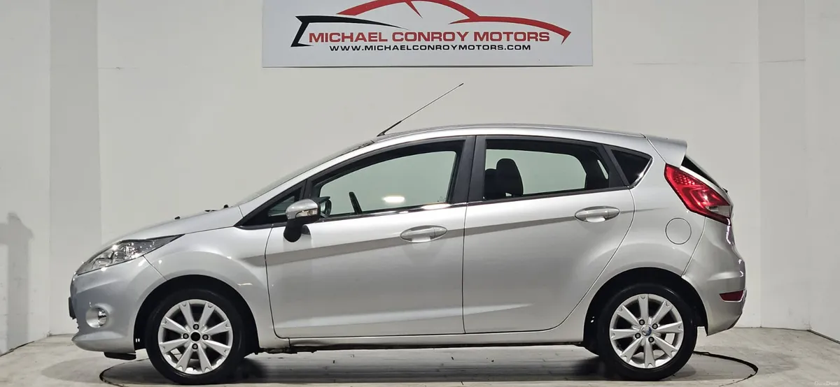 Ford Fiesta 2010 - Image 3