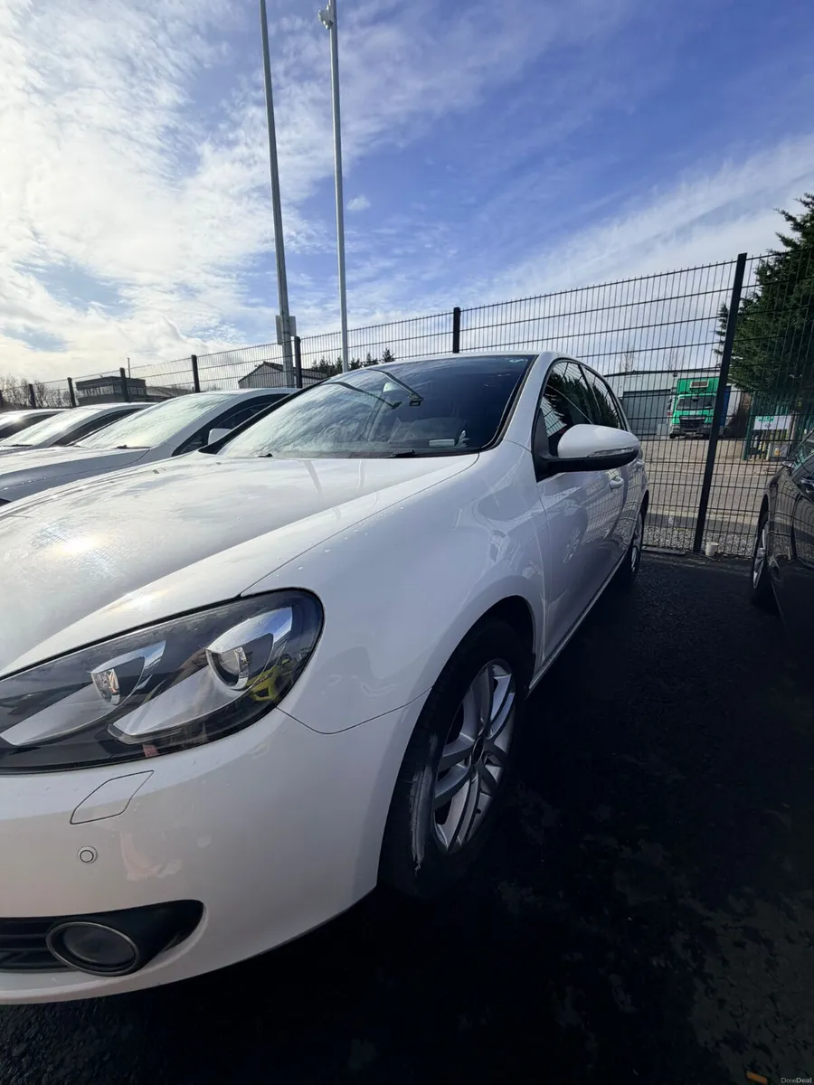 2012 Volkswagen Golf - Image 1